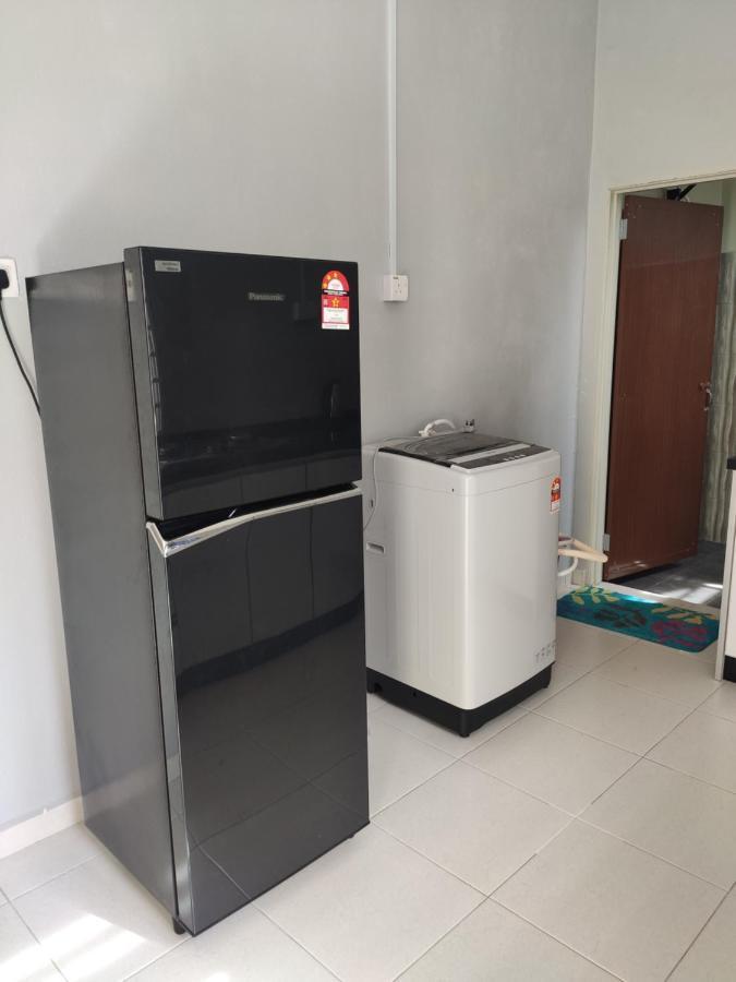 Private Pool Cassa Dinies, Wifi , Bbq,10 Pax Rantau Panjang Exterior foto